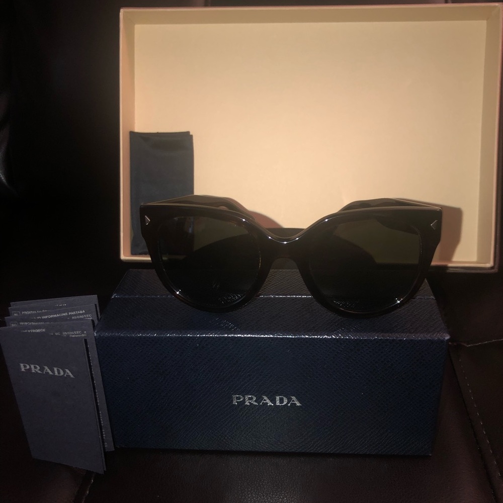 Authentic Prada Sunglasses - image 4